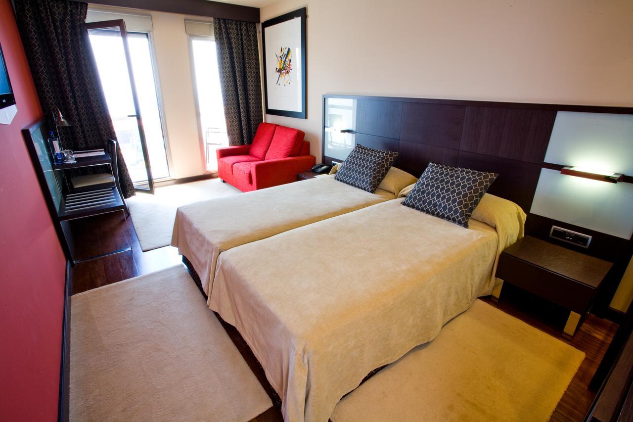 Hotel Royal Nayef Portonovo Pokoj fotografie