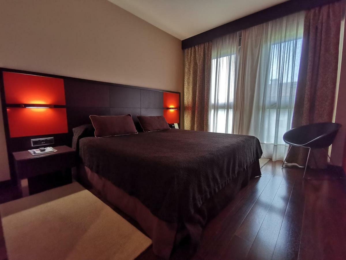 Hotel Royal Nayef Portonovo Exteriér fotografie